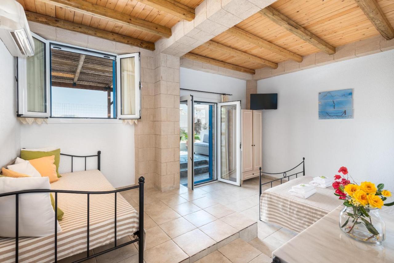 Agnanti Beach Apartments Archangelos  Eksteriør billede